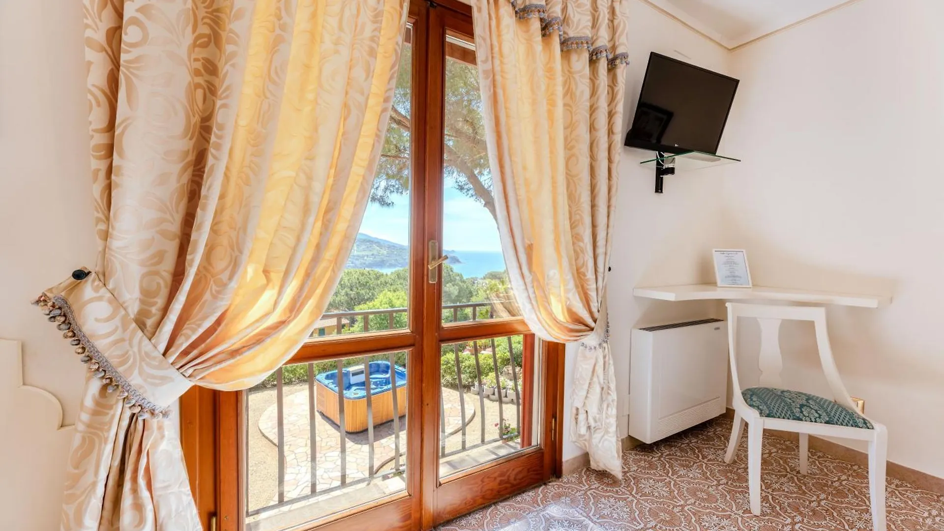 Villa Capitorsola Capoliveri  Italy